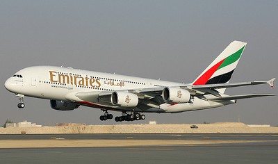 A380/841 no Aeroporto de Dubai (Emirados Árabes Unidos) - A Emirates é a maior cliente do A380.