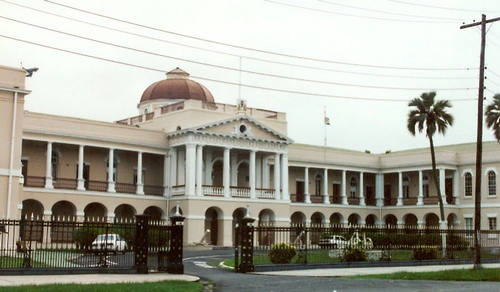 Centro Administrativo do Governo - "Parlamento", em Georgetown. FOTO/CRDITO: Wikipedia.