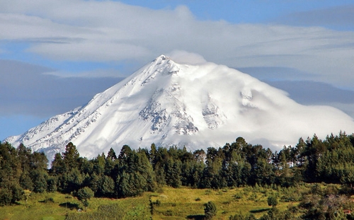 Vulcão Citlaltépetl - ponto mais alto do México: FOTO/CRÉDITO: http://pt.wikipedia.org/wiki/Ficheiro:O457e4574jl0.jpg