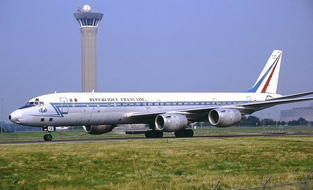 DC-8/72F, prefixo F-RAFG do Governo da Frana, em Paris - 28.07.2001.