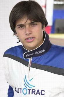 Nelsinho Piquet estreiou na Fórmula 3 em 2001, obtendo 5 pódiuns e 1 vitória em 7 provas