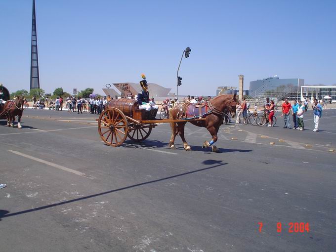 DESFILE MILITAR DE 7 DE SETEMBRO - CAVALARIA DO EXRCITO - FOTO/CRDITO: PORTALBRASIL - www.portalbrasil.net