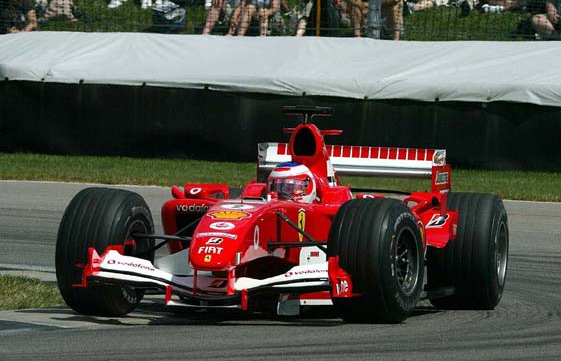 RUBENS BARRICHELLO S NO GANHOU A PROVA PORQUE SCHUMACHER JOGOU SUJO - FOTO: 19.06.2005