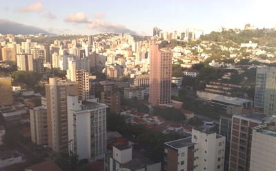 Belo Horizonte visto do bairro de Lourdes - Foto/Crdito: Fernando Toscano (www.portalbrasil.net)