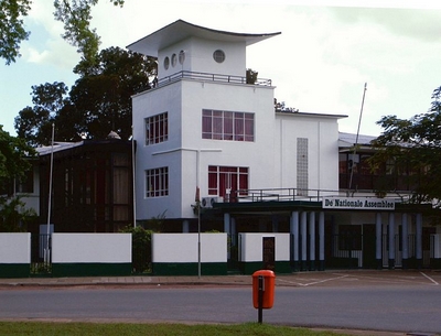 Assembleia Nacional, em Paramaribo. FOTO/CRDITO: Wikimedia Fundation.