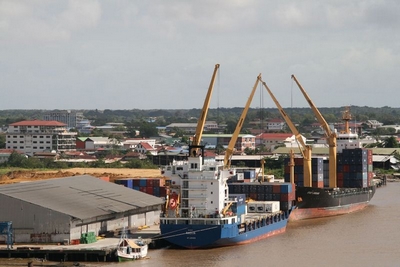 Porto de Paramaribo - FOTO/CRDITO: Blep (Rafael Cervidanes)